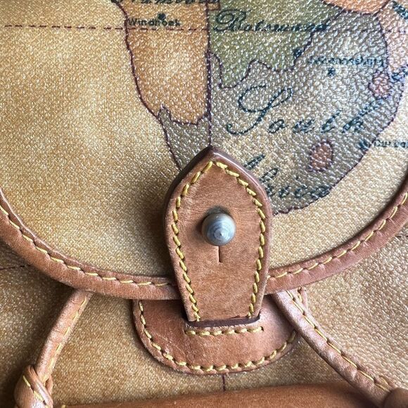 AUTHENTIC ALVIERO MARTINI BACKPACK - Picture 10 of 10